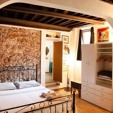 Loft Medievale The Stone Apartment Genoa